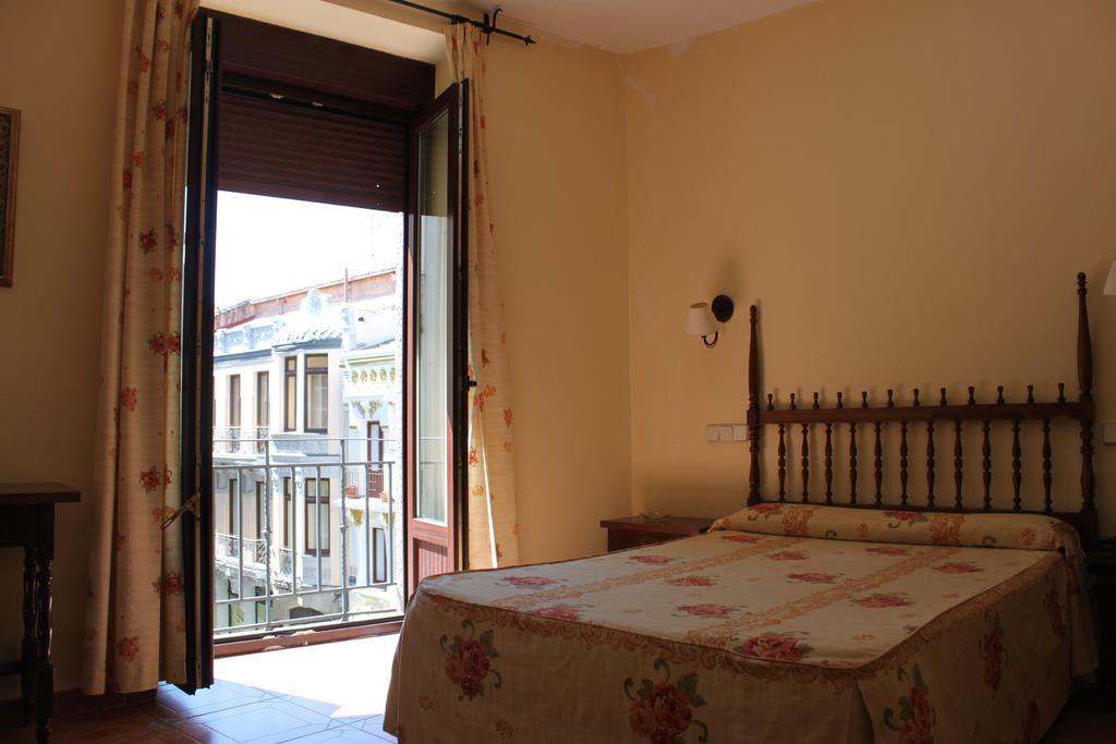 Hotel Rey Nino Ávila Eksteriør bilde